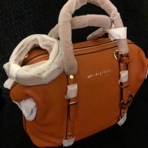 MICHAEL KORS LEATHER HANDBAG - Picture 3 of 8